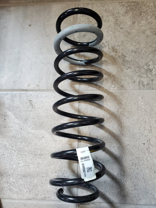 2018-2023 Jeep Wrangler JL Rubicon Suspension Front Coil Spring OEM 68253658AD