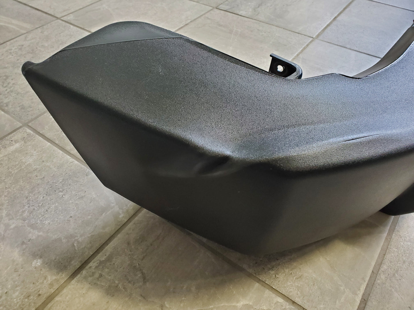 2007-2018 Jeep Wrangler JK Rear Bumper OEM 1BD22RXFAE With End Brackets