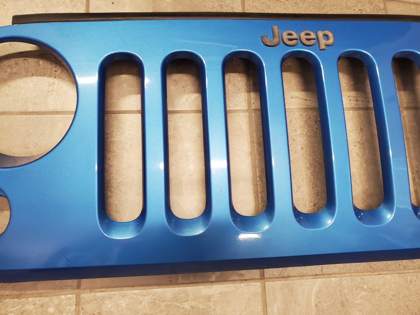 2007-2018 Jeep Wrangler JK Grille OEM 1BM91TRM Surf Blue